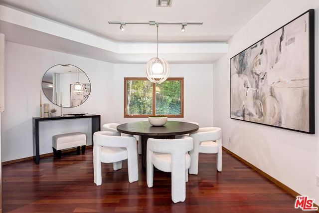 4463 Bergamo Drive, Encino, CA 91436