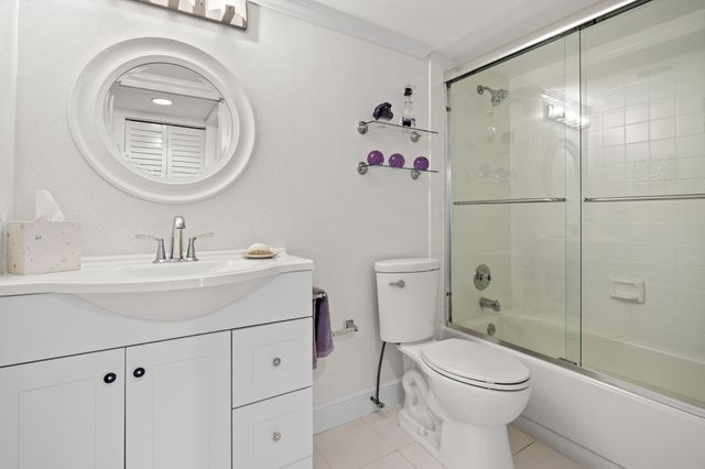 7146 Huntington Lane 105, Delray Beach, FL 33446