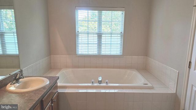 19 HOOVER AVE, Princeton, NJ 08540