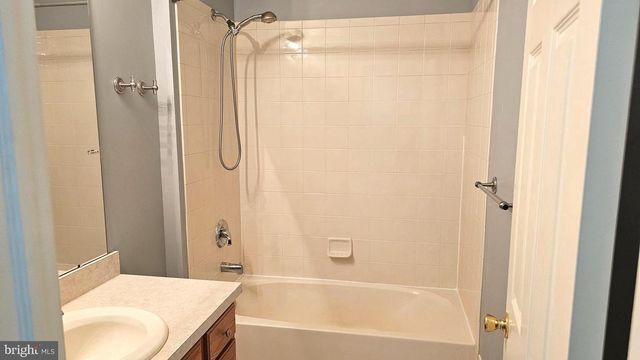19 HOOVER AVE, Princeton, NJ 08540