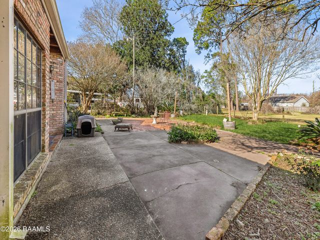 2244 W Landry Street, Opelousas, LA 70570