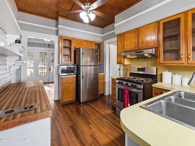 2244 W Landry Street, Opelousas, LA 70570