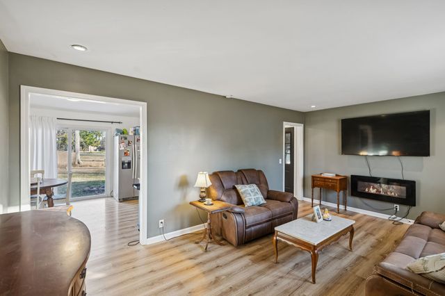 1213 Woodcrest Dr, Manchester, TN 37355