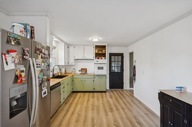 1213 Woodcrest Dr, Manchester, TN 37355