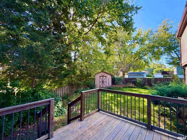 104 JUNIPER Lane, East Peoria, IL 61611