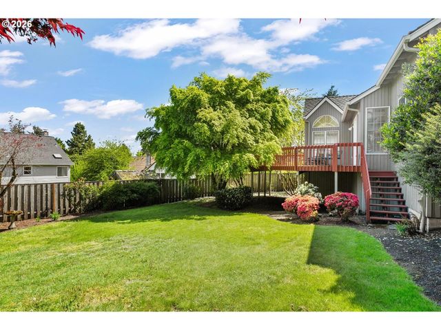 2640 SURREY Ln, West Linn, OR 97068