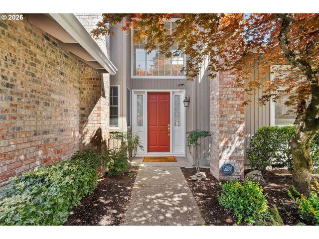 2640 SURREY Ln, West Linn, OR 97068