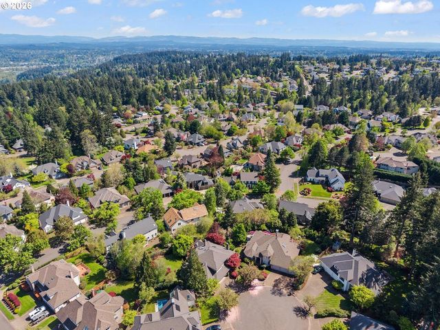 2640 SURREY Ln, West Linn, OR 97068