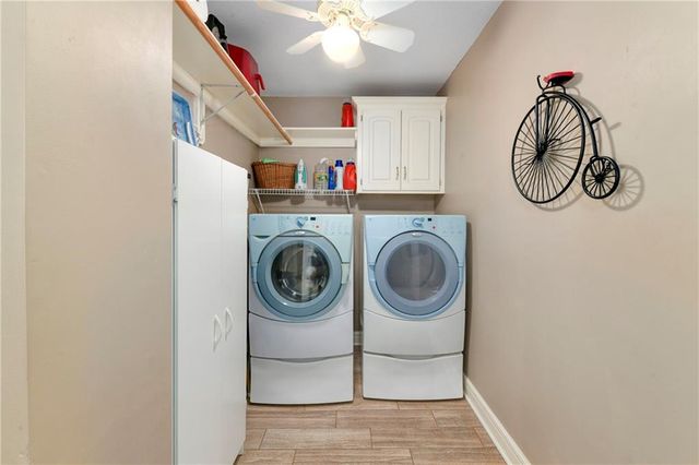 537 NE Topaz Drive, Lee's Summit, MO 64086
