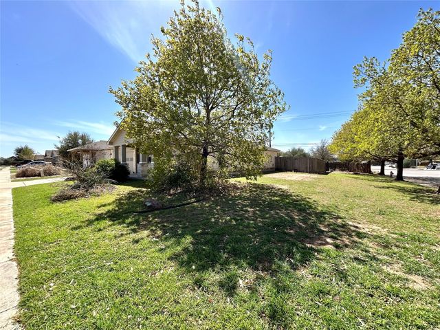 15201 Knighten LN, Austin, TX 78725