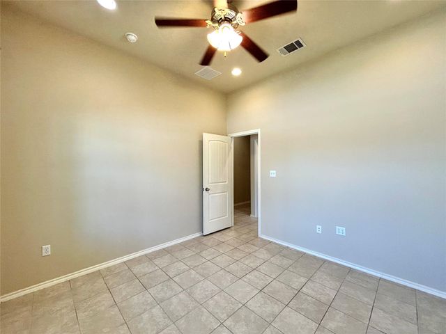 15201 Knighten LN, Austin, TX 78725