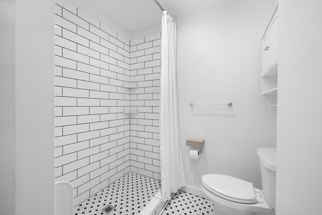 1996 COURT AVE, Memphis, TN 38104