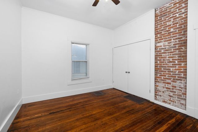 1996 COURT AVE, Memphis, TN 38104