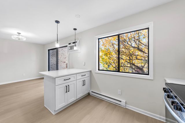 180 Glenbrook Road APT 35, Stamford, CT 06902