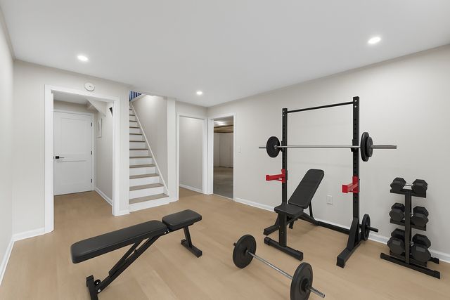 180 Glenbrook Road APT 35, Stamford, CT 06902