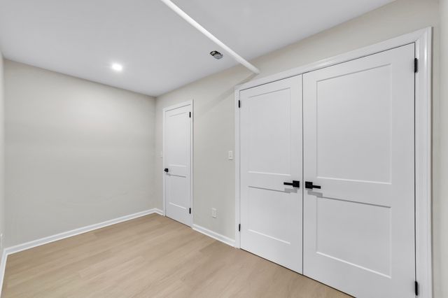 180 Glenbrook Road APT 35, Stamford, CT 06902