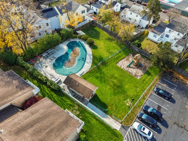 180 Glenbrook Road APT 35, Stamford, CT 06902