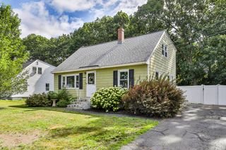 98 Appleside Drive, Nashua, NH 03060