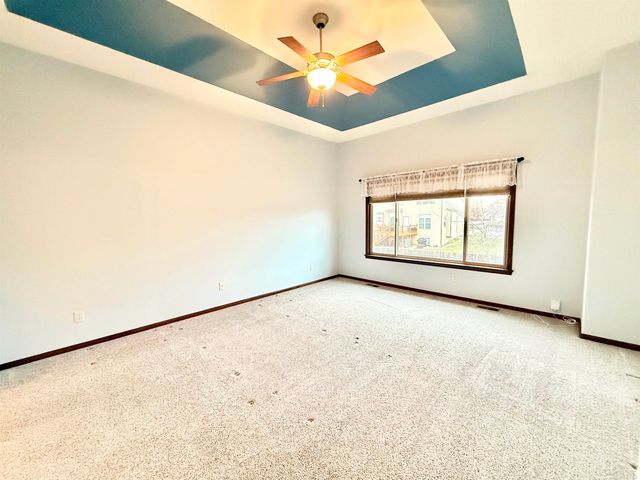 1318 E Woodbrook St, Derby, KS 67037