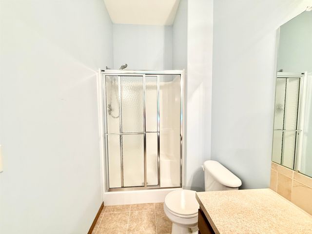 1318 E Woodbrook St, Derby, KS 67037