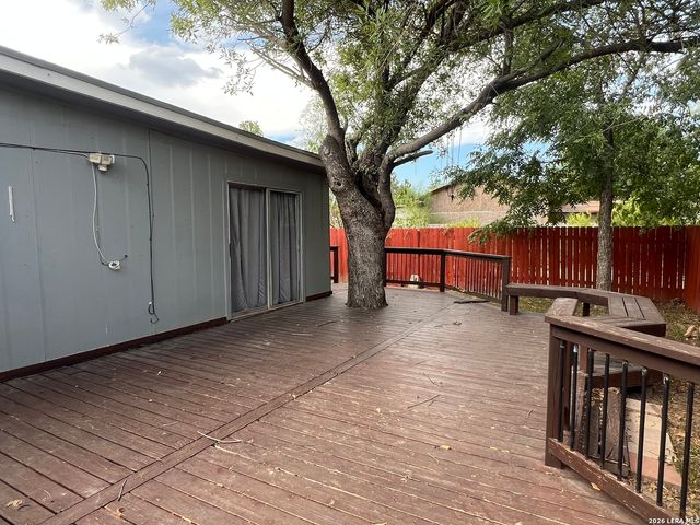 3323 COCONINO DR, San Antonio, TX 78211