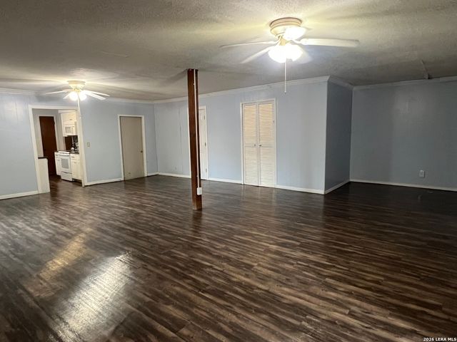 3323 COCONINO DR, San Antonio, TX 78211