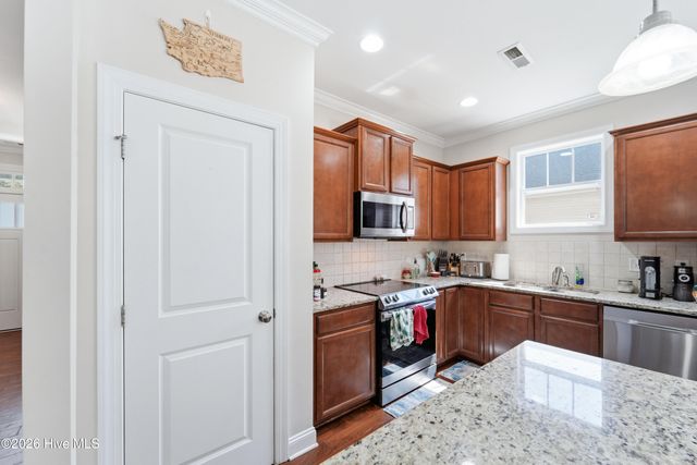 476 Landsdowne Circle, Hampstead, NC 28443