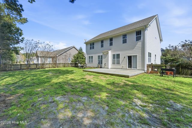 476 Landsdowne Circle, Hampstead, NC 28443