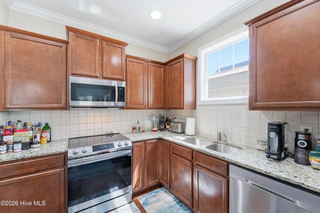 476 Landsdowne Circle, Hampstead, NC 28443