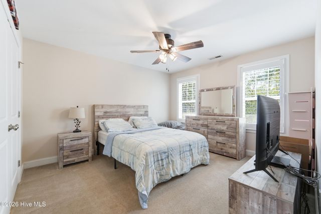 476 Landsdowne Circle, Hampstead, NC 28443