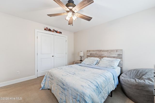 476 Landsdowne Circle, Hampstead, NC 28443