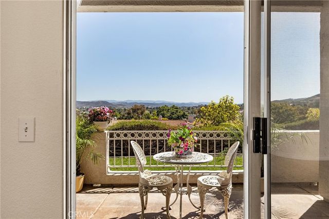 1672 Via Ocioso, San Marcos, CA 92078
