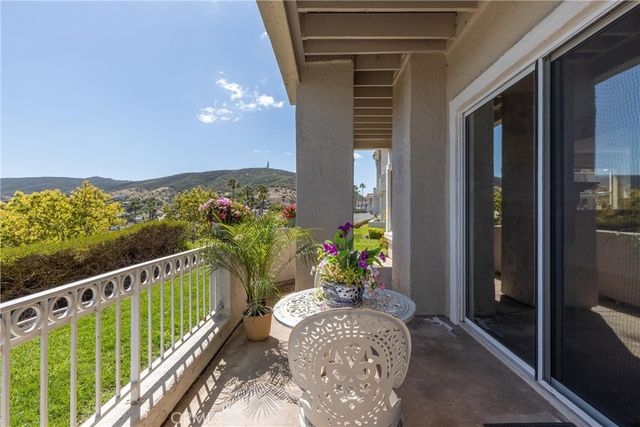 1672 Via Ocioso, San Marcos, CA 92078