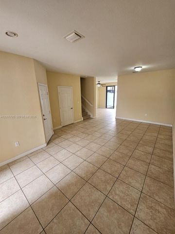 3387 W 90th St 3387, Hialeah, FL 33018