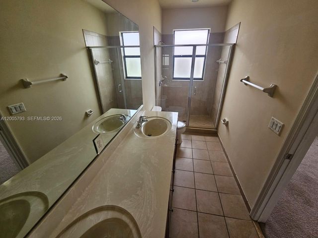 3387 W 90th St 3387, Hialeah, FL 33018