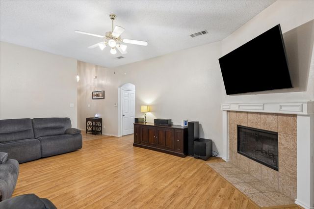 1701 Fern Drive, Mansfield, TX 76063
