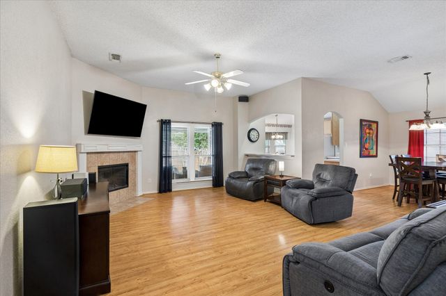 1701 Fern Drive, Mansfield, TX 76063