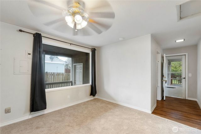 6015 Harry Smith Road E, Fife, WA 98424