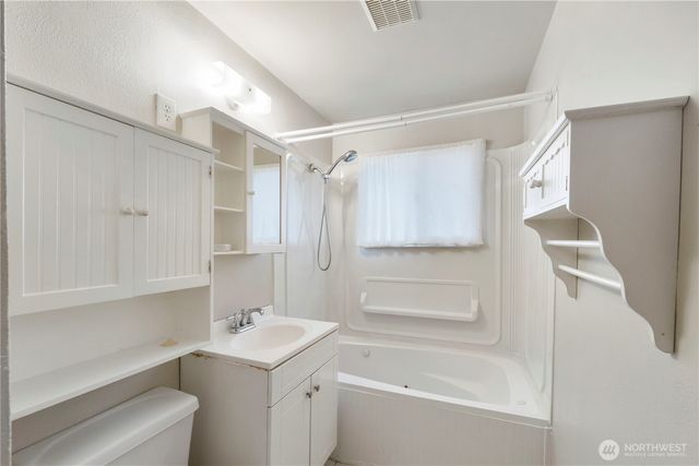 6015 Harry Smith Road E, Fife, WA 98424