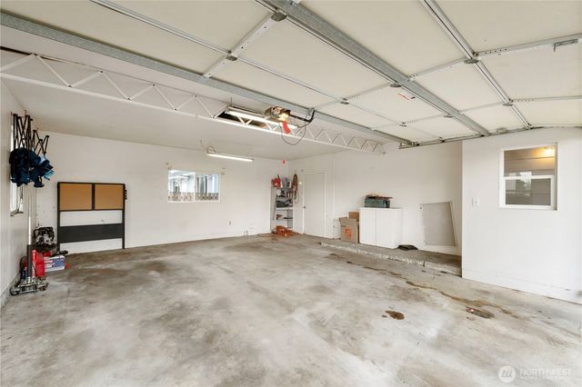 6015 Harry Smith Road E, Fife, WA 98424