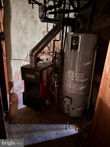 7337 E WALNUT LN, Philadelphia, PA 19138