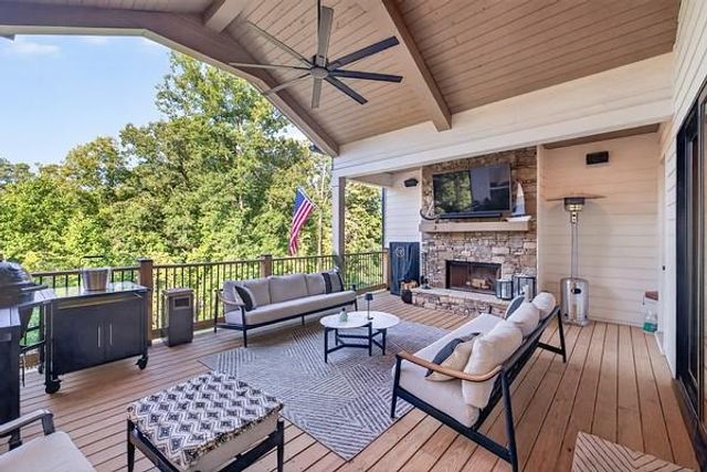 4204 Bayridge Drive, Gainesville, GA 30506