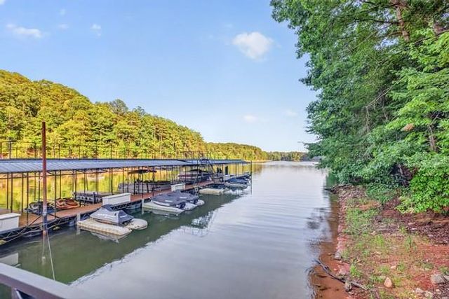 4204 Bayridge Drive, Gainesville, GA 30506
