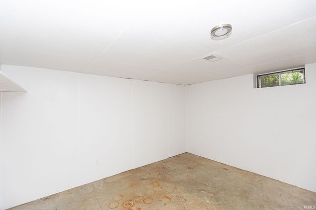 58688 Fawn River Court Court, Elkhart, IN 46516