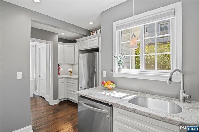 14 Espy Road, Caldwell, NJ 07006