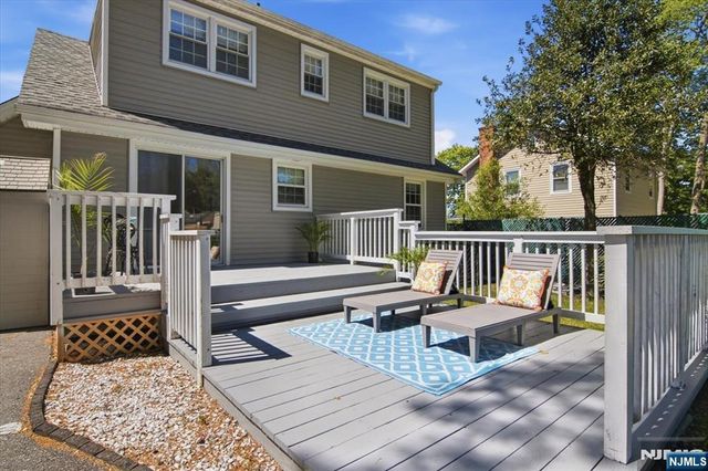 14 Espy Road, Caldwell, NJ 07006