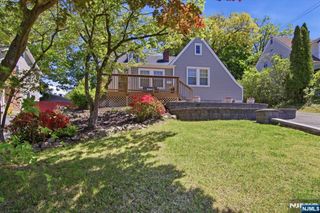 14 Espy Road, Caldwell, NJ 07006