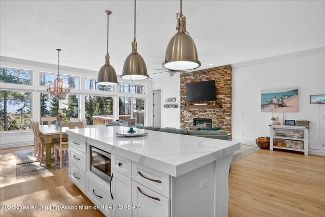 16968 Willowbrook Drive, Haslett, MI 48840