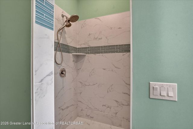 16968 Willowbrook Drive, Haslett, MI 48840