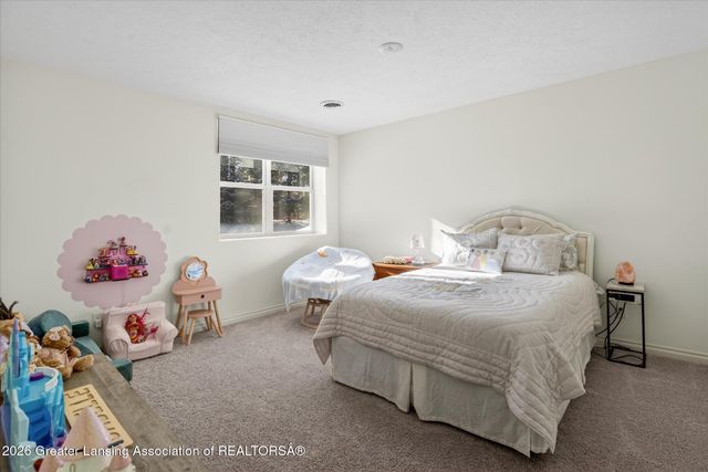 16968 Willowbrook Drive, Haslett, MI 48840